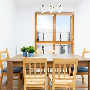 apartament-kasprzaka.warsawhotelspoland.com/